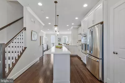 4810 Garden View Lane, Chantilly, VA 20151 - Photo 7