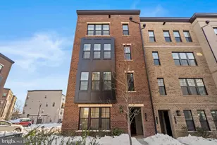 7470 Backett Wood Ter, McLean, VA 22102 - Photo 1