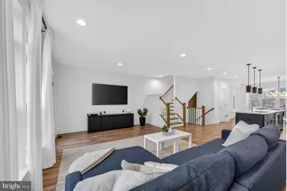 5241 Ridgeview Retreat Drive, Chantilly, VA 20151 - Photo 7