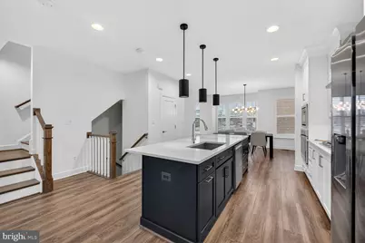 5241 Ridgeview Retreat Drive, Chantilly, VA 20151 - Photo 5