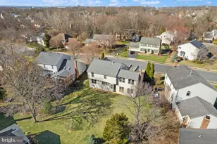 14379 Round Lick Ln, Centreville, VA 20120 - Photo 81