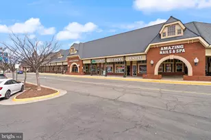 14379 Round Lick Ln, Centreville, VA 20120 - Photo 103