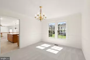 14379 Round Lick Ln, Centreville, VA 20120 - Photo 19