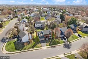 14379 Round Lick Ln, Centreville, VA 20120 - Photo 83