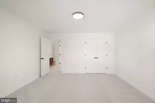 14379 Round Lick Ln, Centreville, VA 20120 - Photo 59