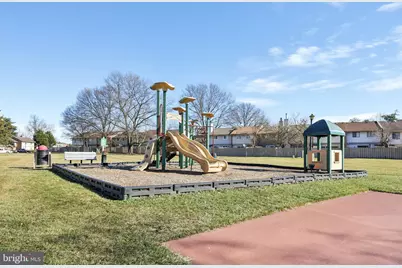 601 Clearwater Court, Herndon, VA 20170 - Photo 21