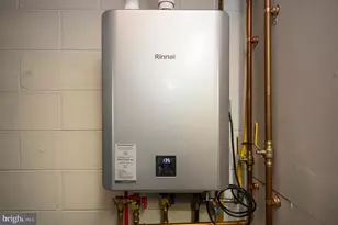 2376 Generation Dr, Reston, VA 20191 - Photo 45