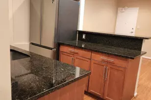 7723 Donnybrook Ct, Annandale, VA 22003 - Photo 5