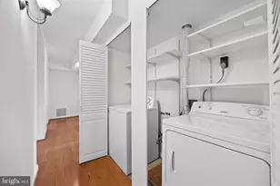 2305 Freetown Ct, Reston, VA 20191 - Photo 31