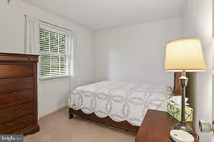 4301 Greenberry Ln, Annandale, VA 22003 - Photo 15