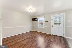 7960 Central Park Cir, Alexandria, VA 22309 - Photo 5