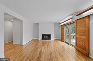 1644 Wainwright Dr, Reston, VA 20190 - Photo 9