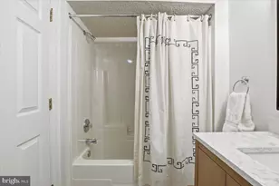 15456 Waters Creek Dr, Centreville, VA 20120 - Photo 41