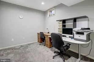 7374 Pohick Ridge Ct, Springfield, VA 22153 - Photo 49