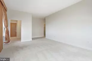 8220 Crestwood Heights Dr, McLean, VA 22102 - Photo 21