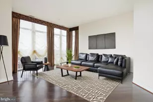 8220 Crestwood Heights Dr, McLean, VA 22102 - Photo 9