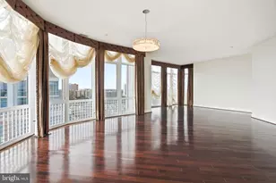 8220 Crestwood Heights Dr, McLean, VA 22102 - Photo 5