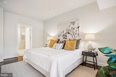 2905 Bleeker Street #4-402, Fairfax, VA 22031 - Photo 17