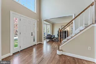 3109 Kinross Cir, Herndon, VA 20171 - Photo 3