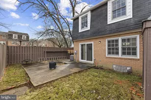 8400 Thompson Rd, Annandale, VA 22003 - Photo 27