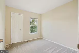 9497 Linden Leaf Ct, Fairfax, VA 22031 - Photo 13