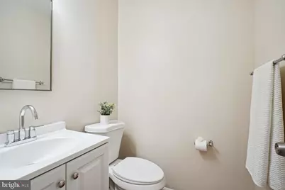 9497 Linden Leaf Court #2, Fairfax, VA 22031 - Photo 17