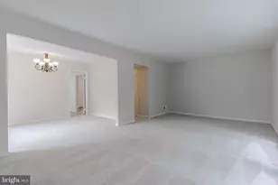 3840 Persimmon Cir, Fairfax, VA 22031 - Photo 11