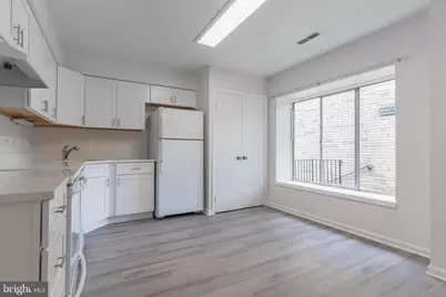 3840 Persimmon Circle, Fairfax, VA 22031 - Photo 5