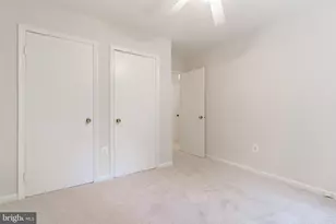 3840 Persimmon Cir, Fairfax, VA 22031 - Photo 17