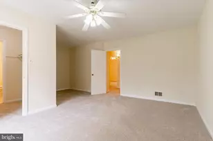 3840 Persimmon Cir, Fairfax, VA 22031 - Photo 21