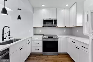 14411 Turin Ln, Centreville, VA 20121 - Photo 13