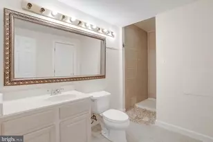 3911 Prosperity Ave, Fairfax, VA 22031 - Photo 45