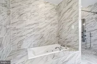 3911 Prosperity Ave, Fairfax, VA 22031 - Photo 27