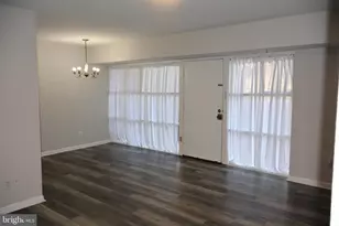 4951 Americana Dr, Annandale, VA 22003 - Photo 5