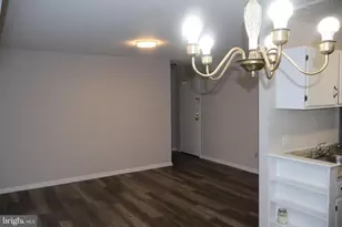 4951 Americana Dr, Annandale, VA 22003 - Photo 7