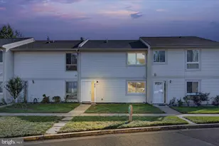 402 Reneau Way, Herndon, VA 20170 - Photo 1