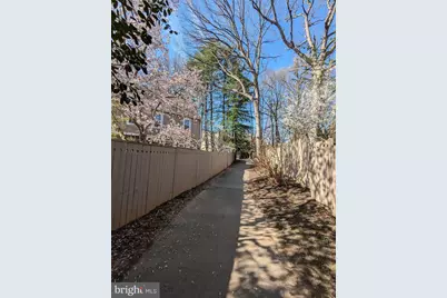 11276 Silentwood Lane, Reston, VA 20191 - Photo 45