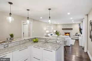 5918 Oakland Park Dr, Burke, VA 22015 - Photo 23