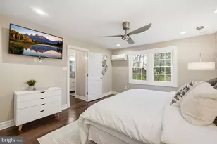 5918 Oakland Park Dr, Burke, VA 22015 - Photo 37