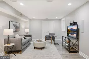 5918 Oakland Park Dr, Burke, VA 22015 - Photo 49