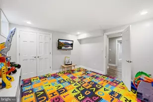 5918 Oakland Park Dr, Burke, VA 22015 - Photo 53