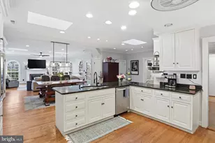 8712 Lea Ln, Alexandria, VA 22309 - Photo 9