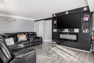 611 Center St, Herndon, VA 20170 - Photo 11