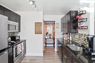 611 Center St, Herndon, VA 20170 - Photo 9