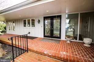 6025 Orris St, McLean, VA 22101 - Photo 17