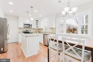 7200 Duck Ct, Springfield, VA 22152 - Photo 15