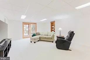 7200 Duck Ct, Springfield, VA 22152 - Photo 27