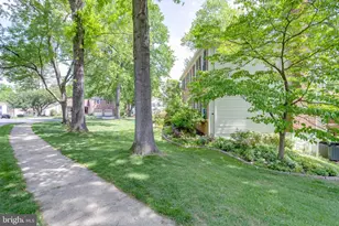 7200 Duck Ct, Springfield, VA 22152 - Photo 53