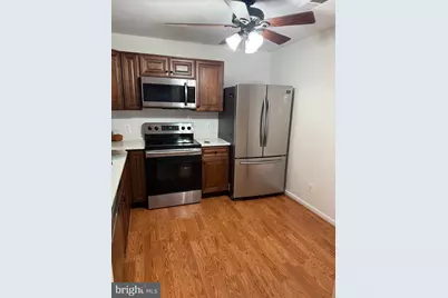 8216 Catbird Circle #201, Lorton, VA 22079 - Photo 5