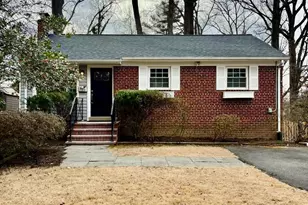 7013 Kenfig Pl, Falls Church, VA 22042 - Photo 1